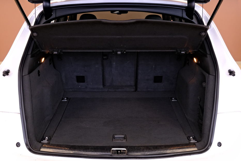 Продам Audi Q5 2012 года в Одессе