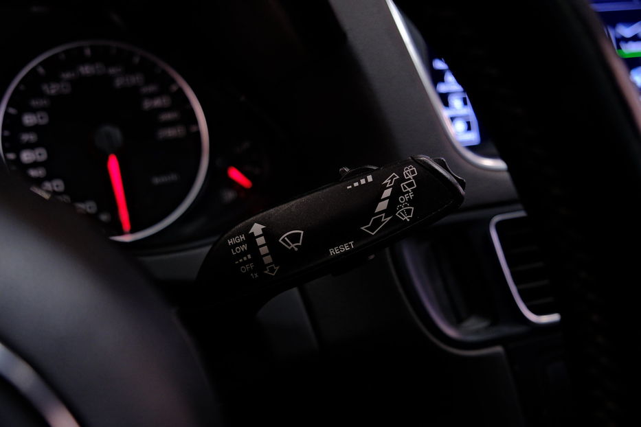 Продам Audi Q5 2012 года в Одессе