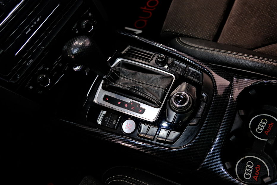 Продам Audi Q5 2012 года в Одессе