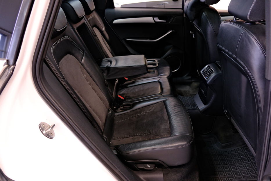 Продам Audi Q5 2012 года в Одессе