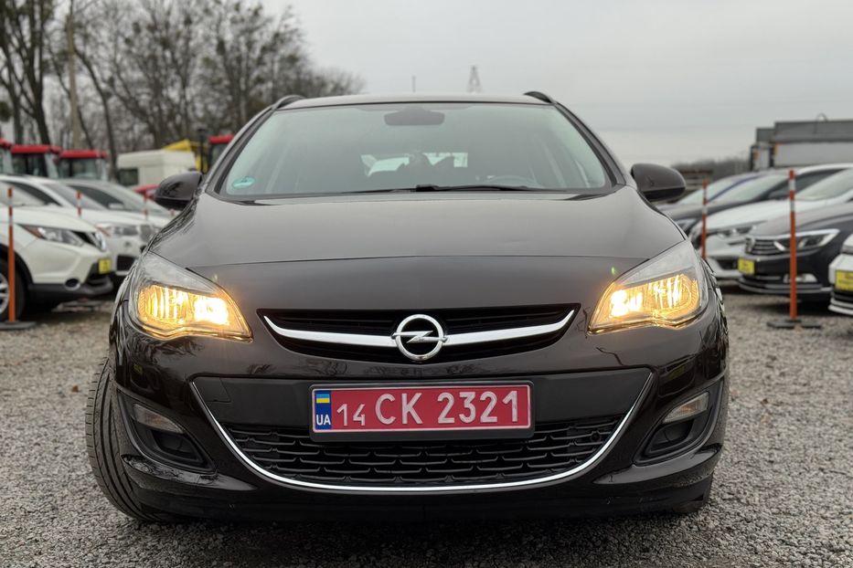 Продам Opel Astra J COMIS 2012 года в г. Умань, Черкасская область