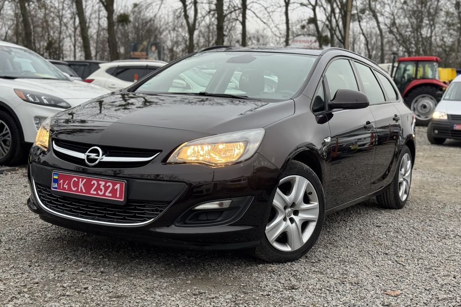 Продам Opel Astra J COMIS 2012 года в г. Умань, Черкасская область