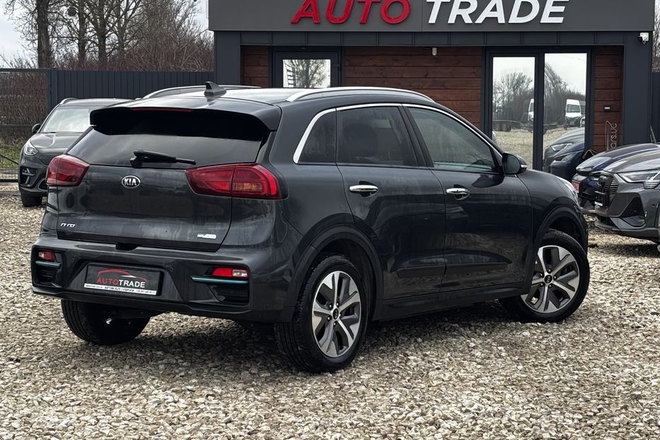 Продам Kia Niro 64квт авто у Львові 2021 года в Львове