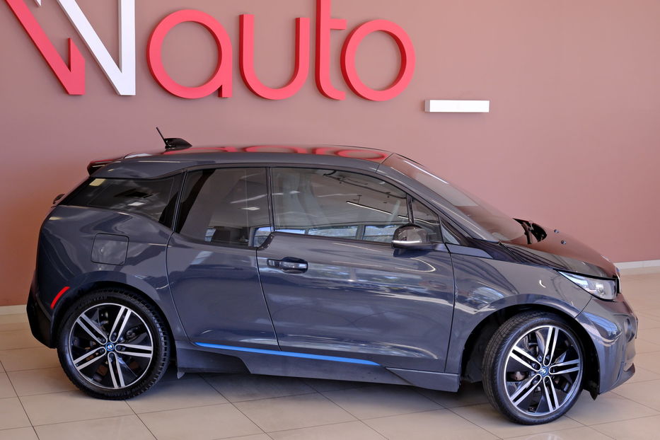 Продам BMW I3 2015 года в Одессе