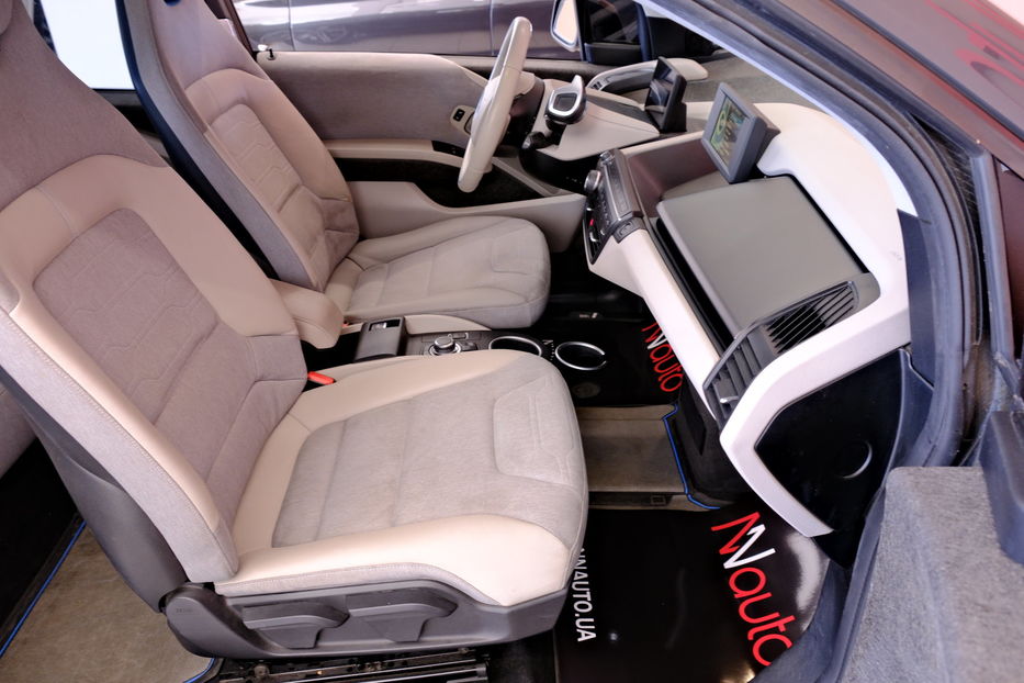 Продам BMW I3 2015 года в Одессе