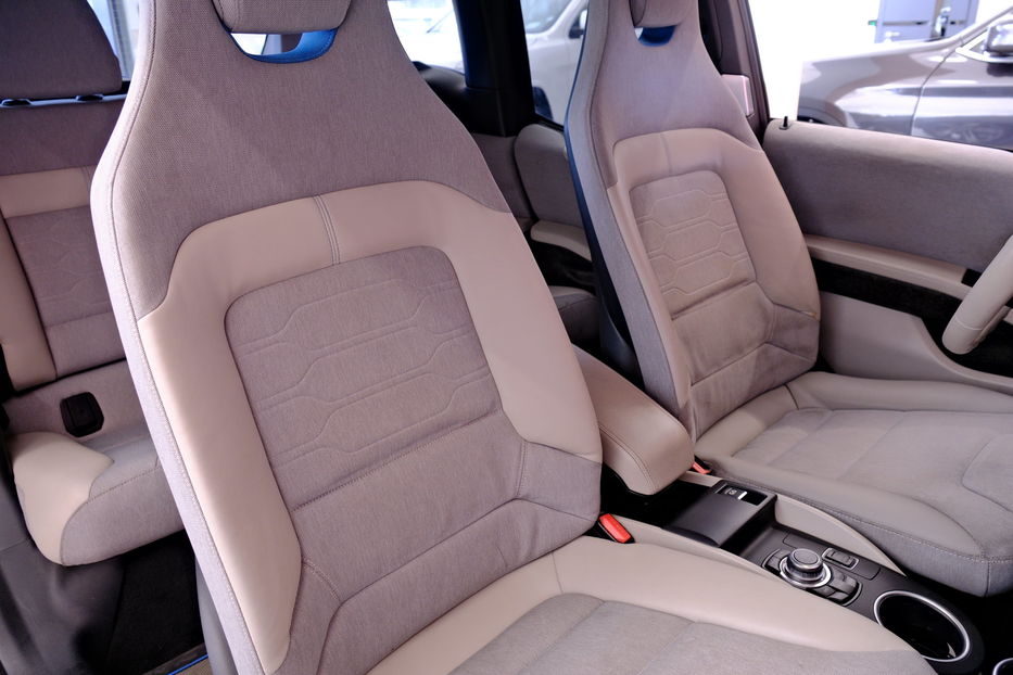 Продам BMW I3 2015 года в Одессе