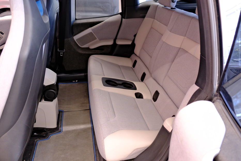 Продам BMW I3 2015 года в Одессе