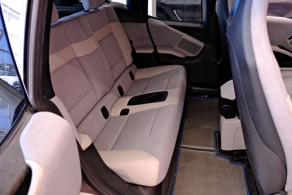 Продам BMW I3 2015 года в Одессе