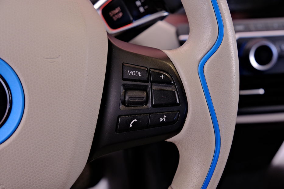 Продам BMW I3 2015 года в Одессе