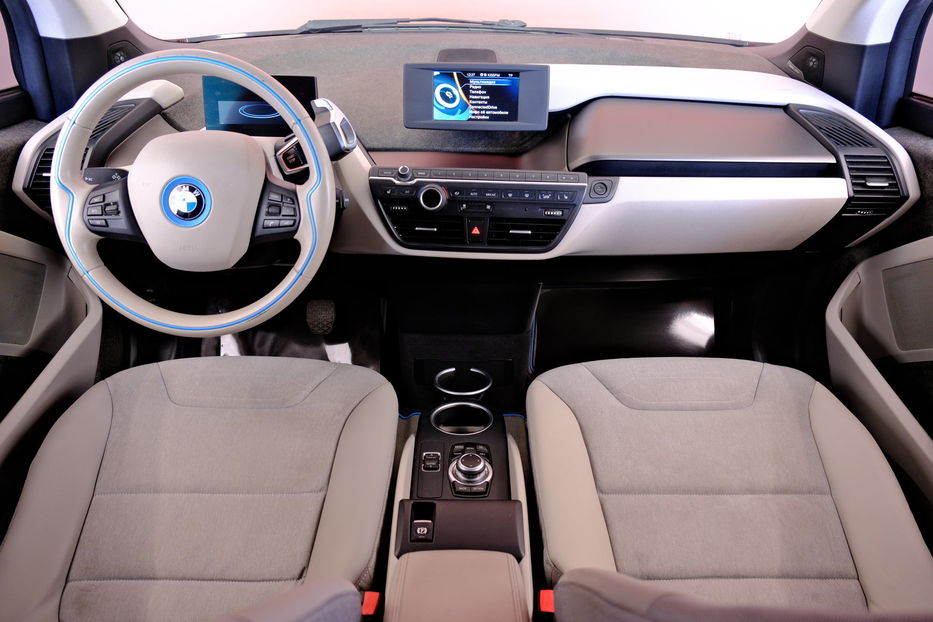 Продам BMW I3 2015 года в Одессе
