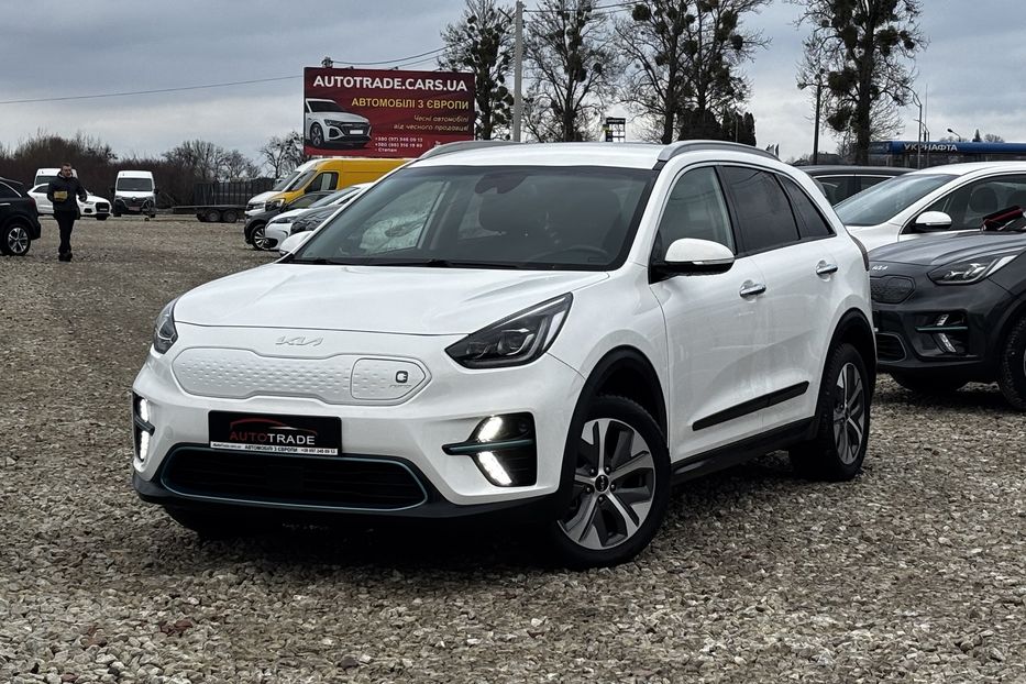 Продам Kia Niro 64 kwt авто у Львові 2022 года в Львове