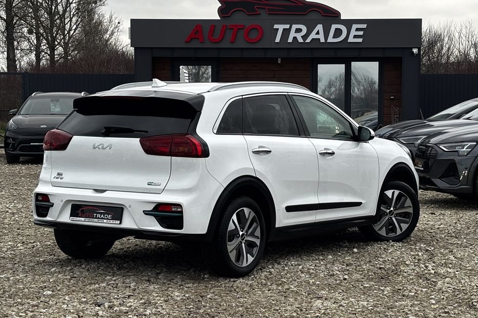 Продам Kia Niro 64 kwt авто у Львові 2022 года в Львове