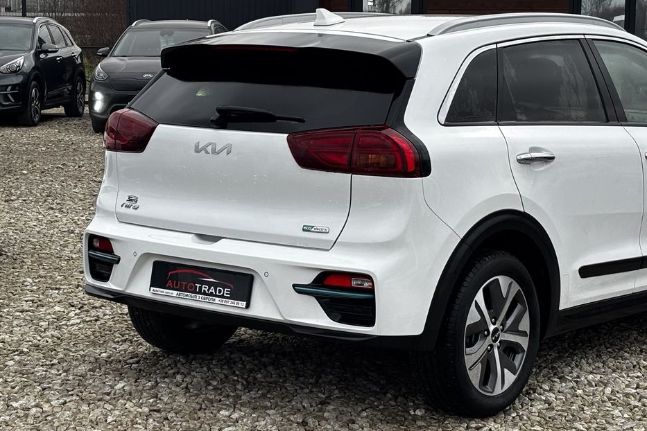 Продам Kia Niro 64 kwt авто у Львові 2022 года в Львове