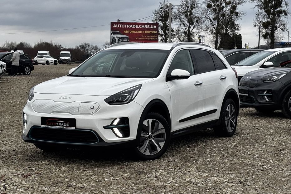 Продам Kia Niro 64 kwt авто у Львові 2022 года в Львове