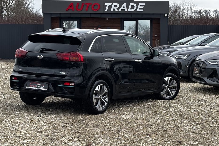 Продам Kia Niro 64 кВт авто у Львові 2020 года в Львове