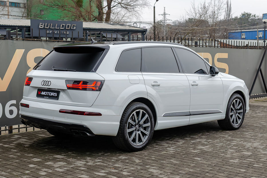 Продам Audi Q7 3.0TFSI QUATTRO 2016 года в Киеве