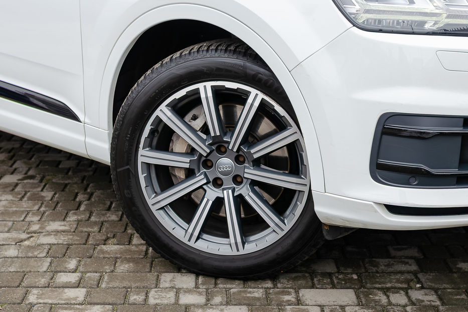 Продам Audi Q7 3.0TFSI QUATTRO 2016 года в Киеве