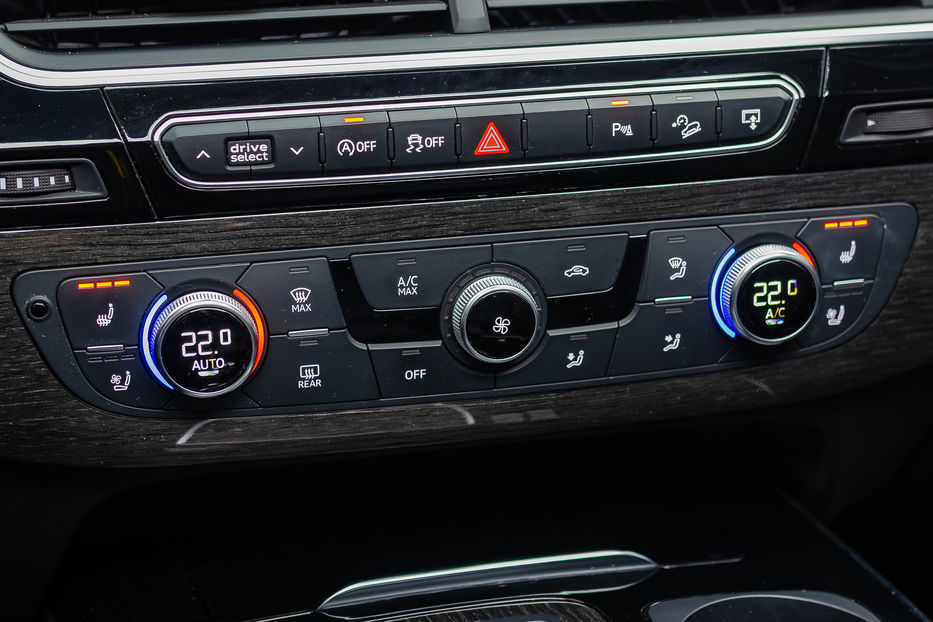 Продам Audi Q7 3.0TFSI QUATTRO 2016 года в Киеве