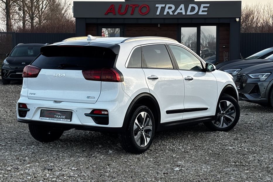 Продам Kia Niro 64 KW авто у Львові   2022 года в Львове