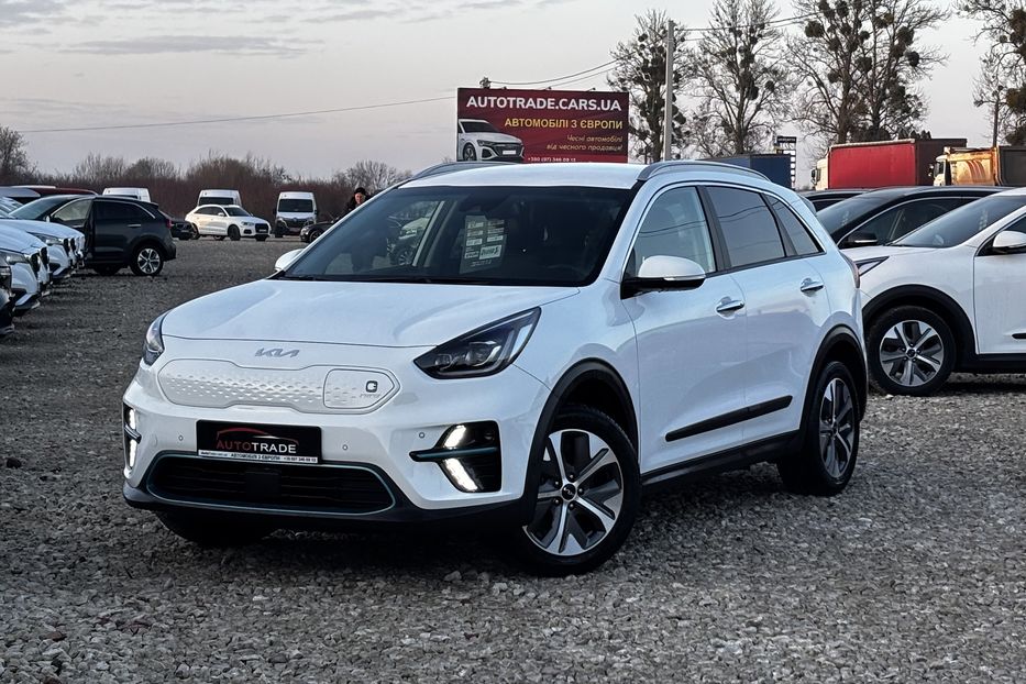 Продам Kia Niro 64 KW авто у Львові   2022 года в Львове