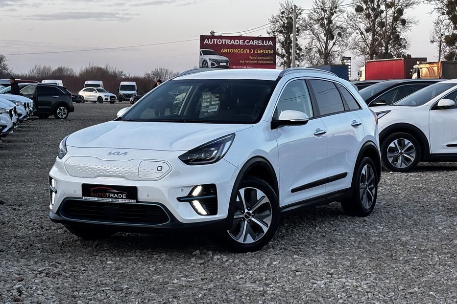 Продам Kia Niro 64 KW авто у Львові   2022 года в Львове