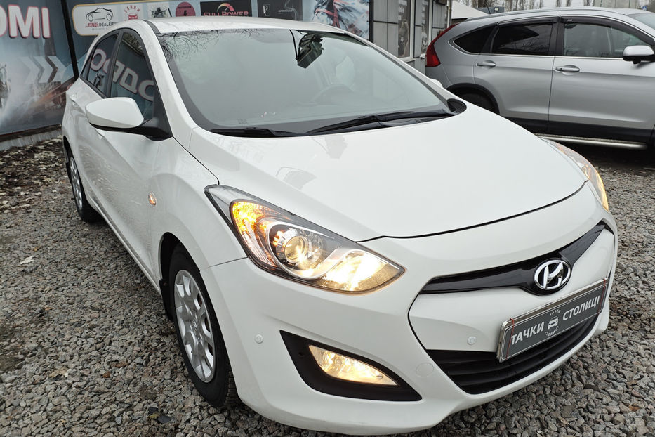 Продам Hyundai i30  1.4 MT (107 к.с.) 2013 года в Киеве