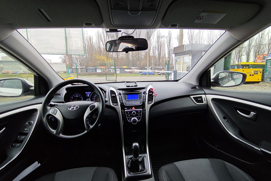 Продам Hyundai i30  1.4 MT (107 к.с.) 2013 года в Киеве