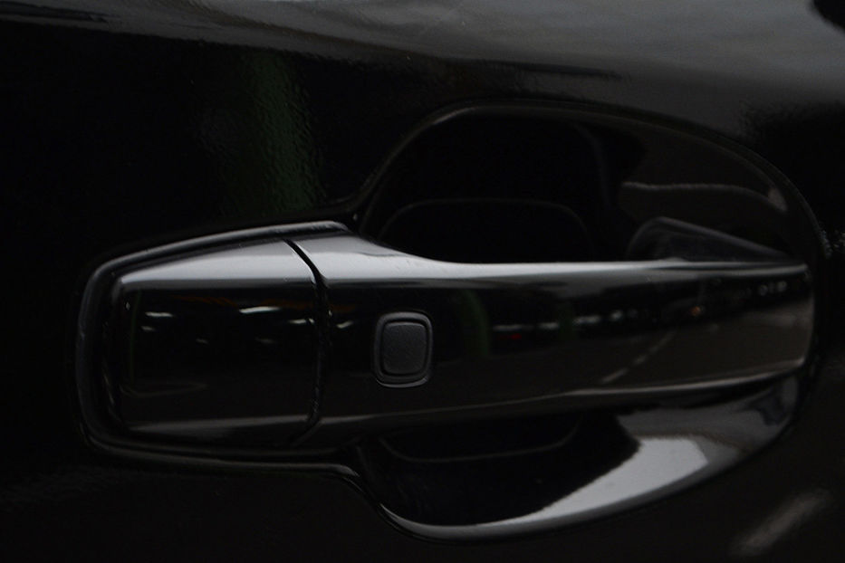 Продам Toyota Land Cruiser 200 4.5 TD 4WD AT (235 л.с.) 2010 года в Киеве