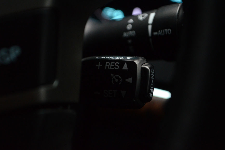 Продам Toyota Land Cruiser 200 4.5 TD 4WD AT (235 л.с.) 2010 года в Киеве