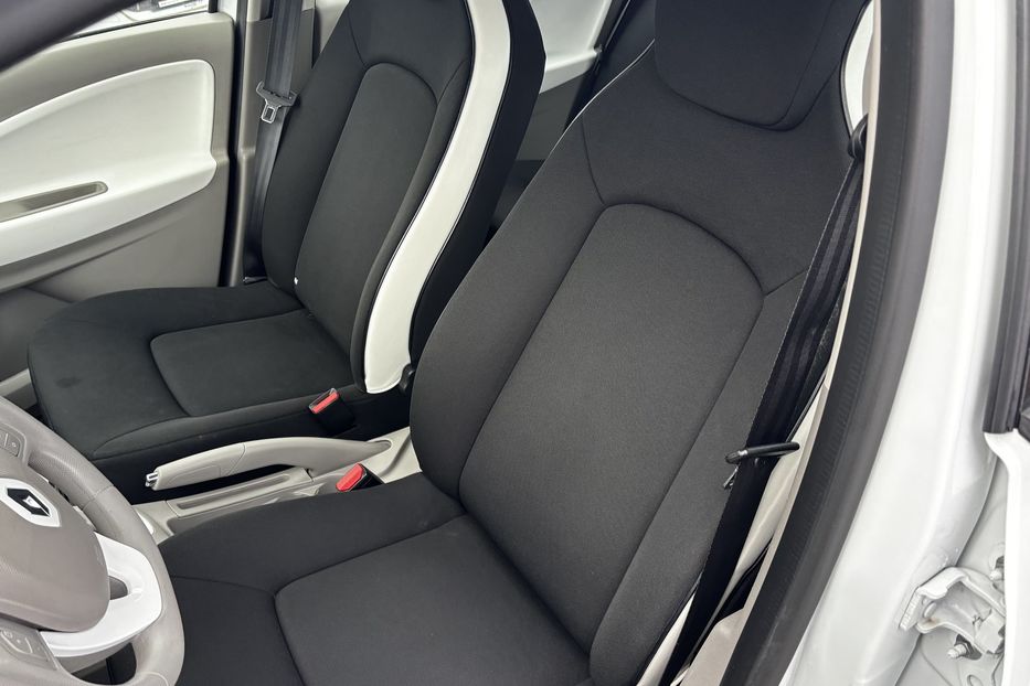 Продам Renault Zoe резерв 2018 года в Львове