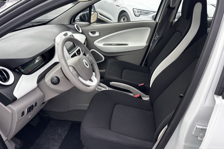 Продам Renault Zoe резерв 2018 года в Львове