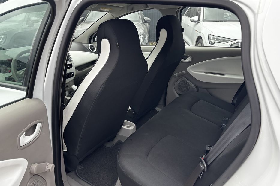 Продам Renault Zoe резерв 2018 года в Львове