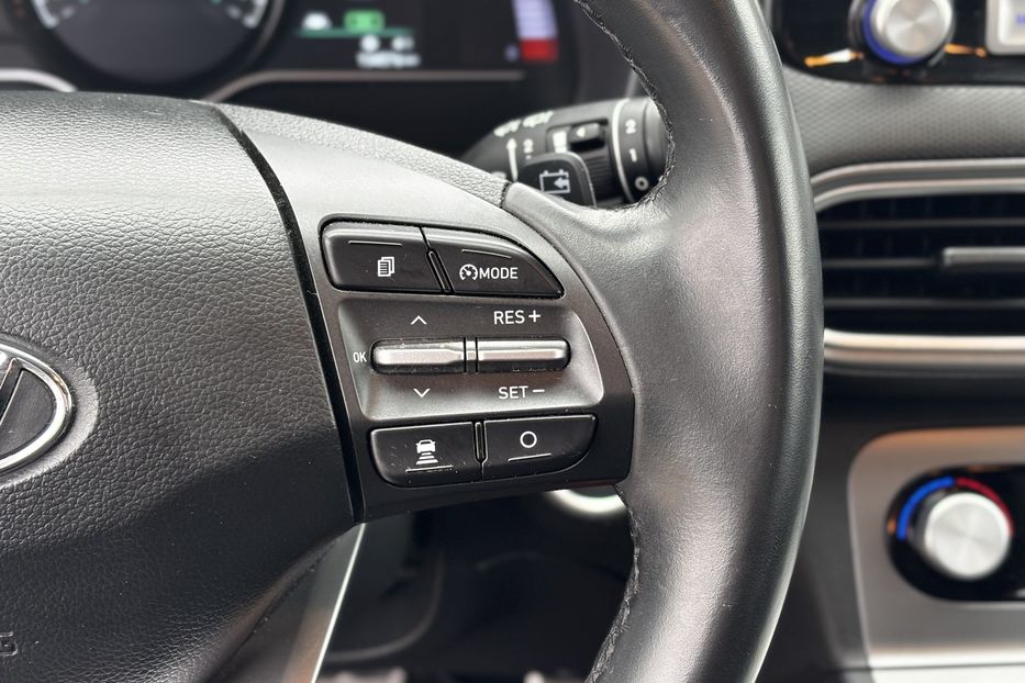 Продам Hyundai Kona 64 KW авто у Львові  2020 года в Львове