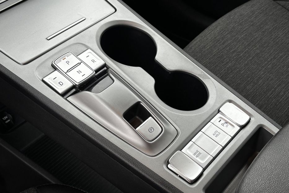 Продам Hyundai Kona 64 KW авто у Львові  2020 года в Львове