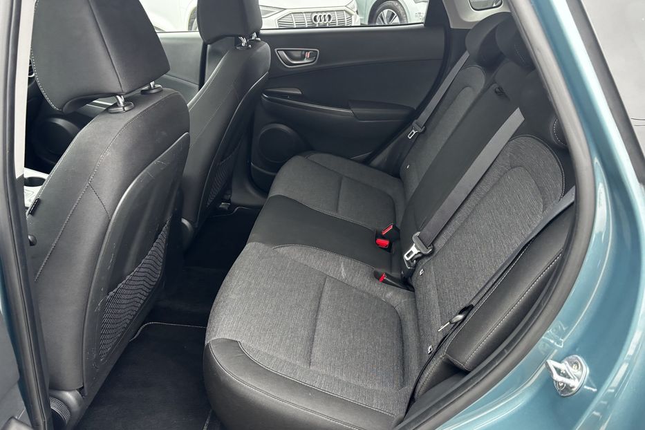 Продам Hyundai Kona 64 KW авто у Львові  2020 года в Львове