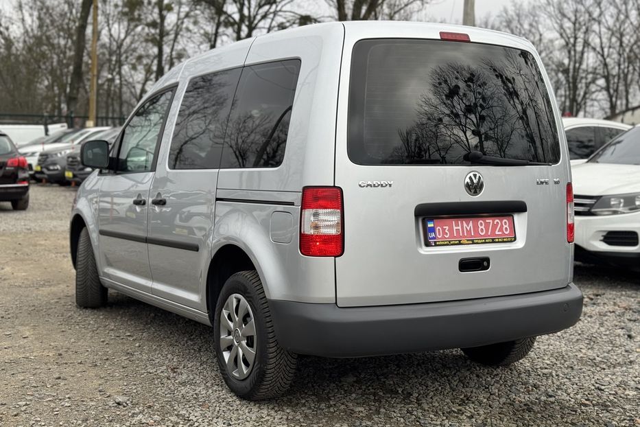 Продам Volkswagen Caddy пасс. 2009 года в г. Умань, Черкасская область