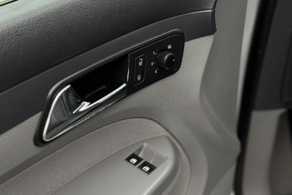 Продам Volkswagen Caddy пасс. 2009 года в г. Умань, Черкасская область