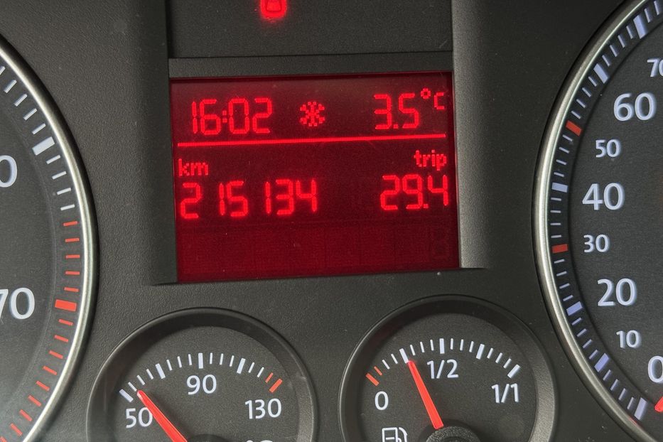 Продам Volkswagen Caddy пасс. 2009 года в г. Умань, Черкасская область