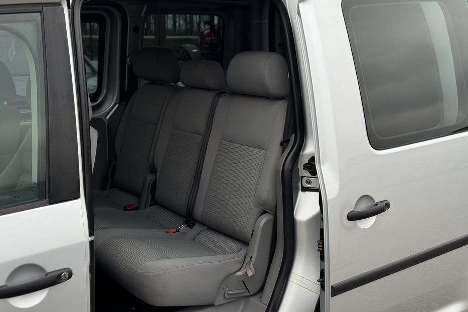 Продам Volkswagen Caddy пасс. 2009 года в г. Умань, Черкасская область