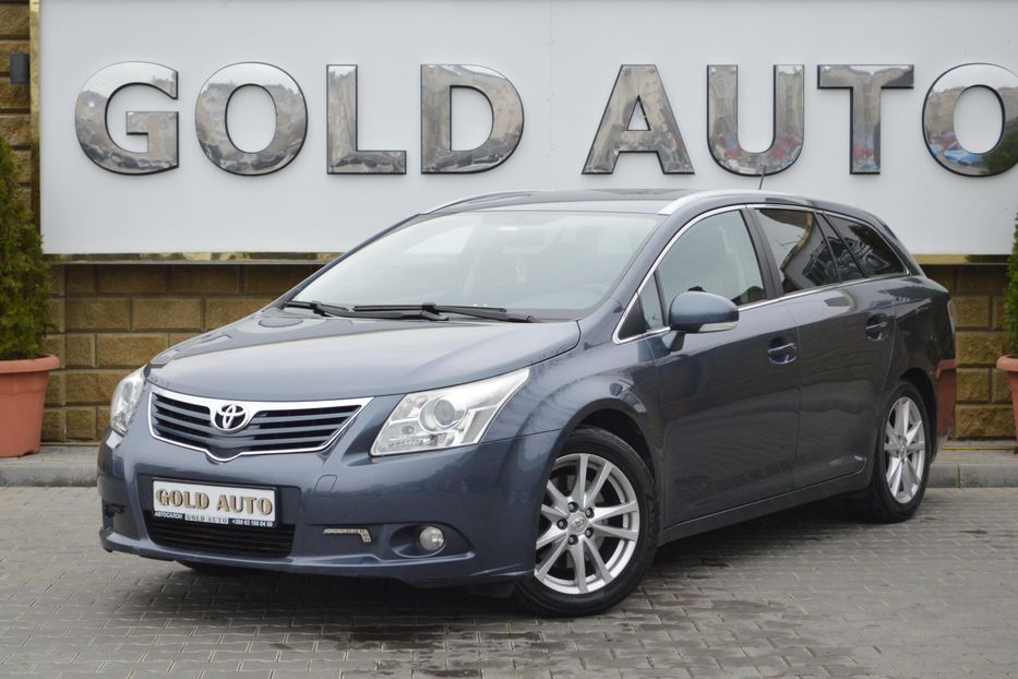 Продам Toyota Avensis 2010 года в Одессе