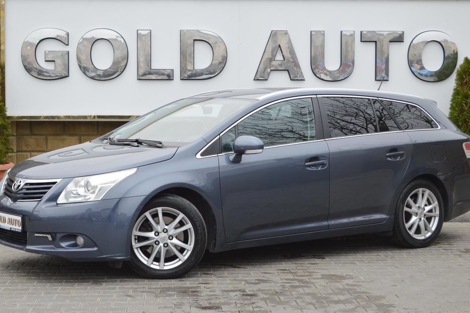 Продам Toyota Avensis 2010 года в Одессе