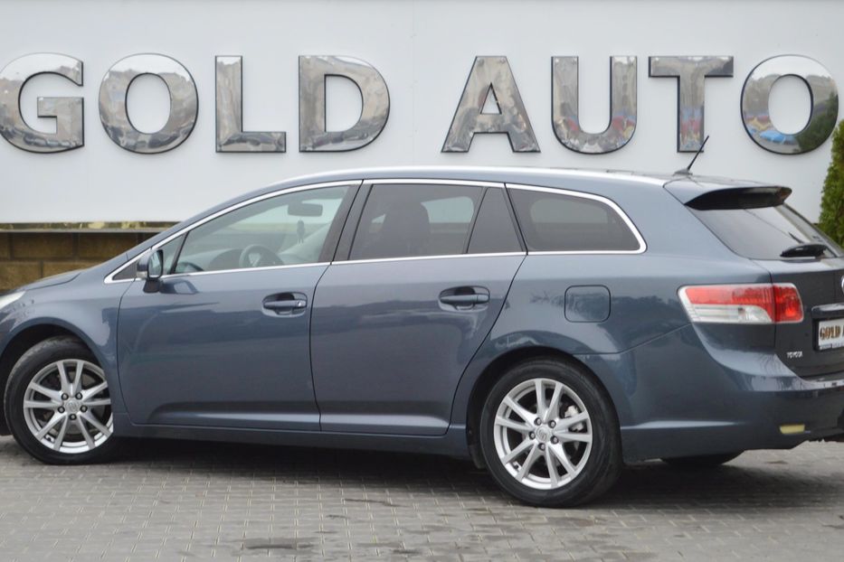Продам Toyota Avensis 2010 года в Одессе