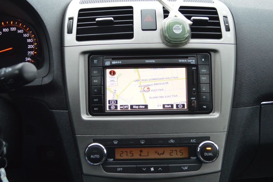 Продам Toyota Avensis 2010 года в Одессе