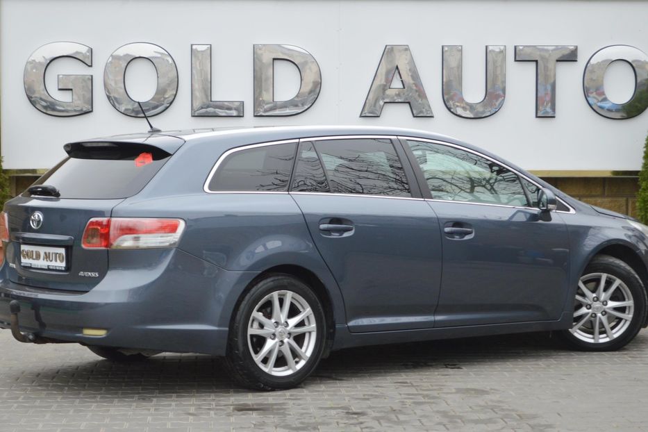 Продам Toyota Avensis 2010 года в Одессе