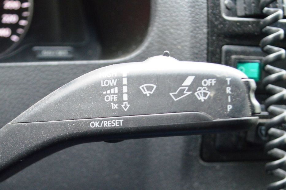 Продам Volkswagen T5 (Transporter) пасс. 2014 года в Одессе