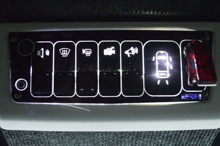 Продам Volkswagen T5 (Transporter) пасс. 2014 года в Одессе