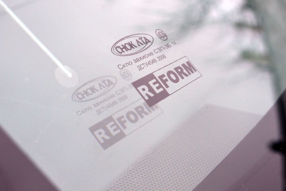 Продам Volkswagen T5 (Transporter) пасс. 2014 года в Одессе