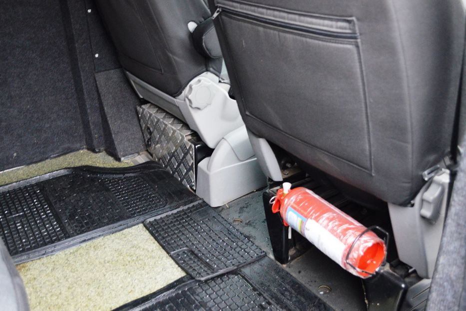 Продам Volkswagen T5 (Transporter) пасс. 2014 года в Одессе