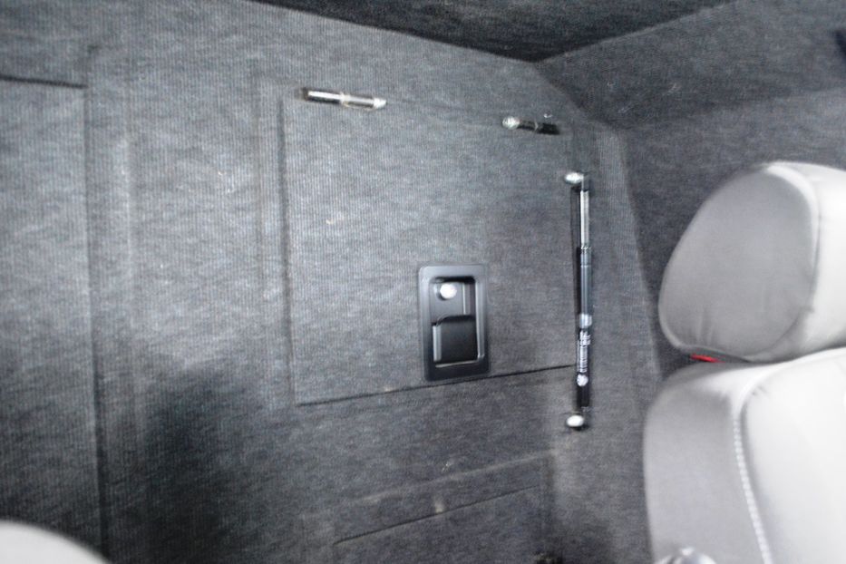 Продам Volkswagen T5 (Transporter) пасс. 2014 года в Одессе