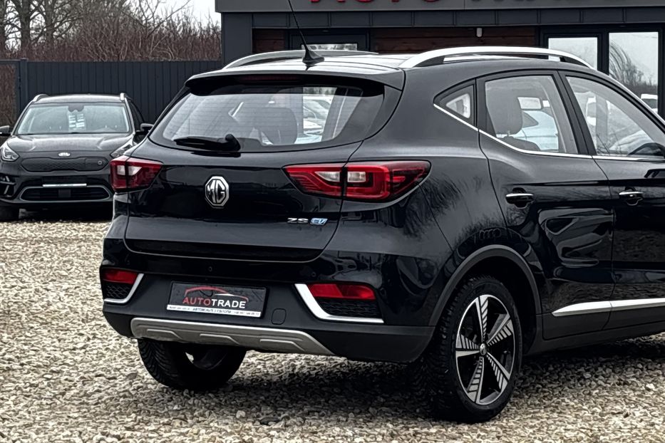 Продам MG ZT ZS EV 43.4 KW авто у Львові  2020 года в Львове